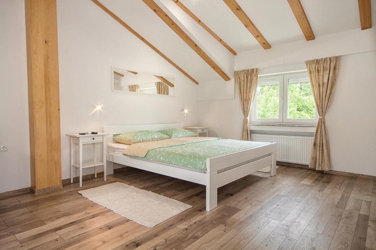 Studio Apartments Kaya Catrnja Экстерьер фото